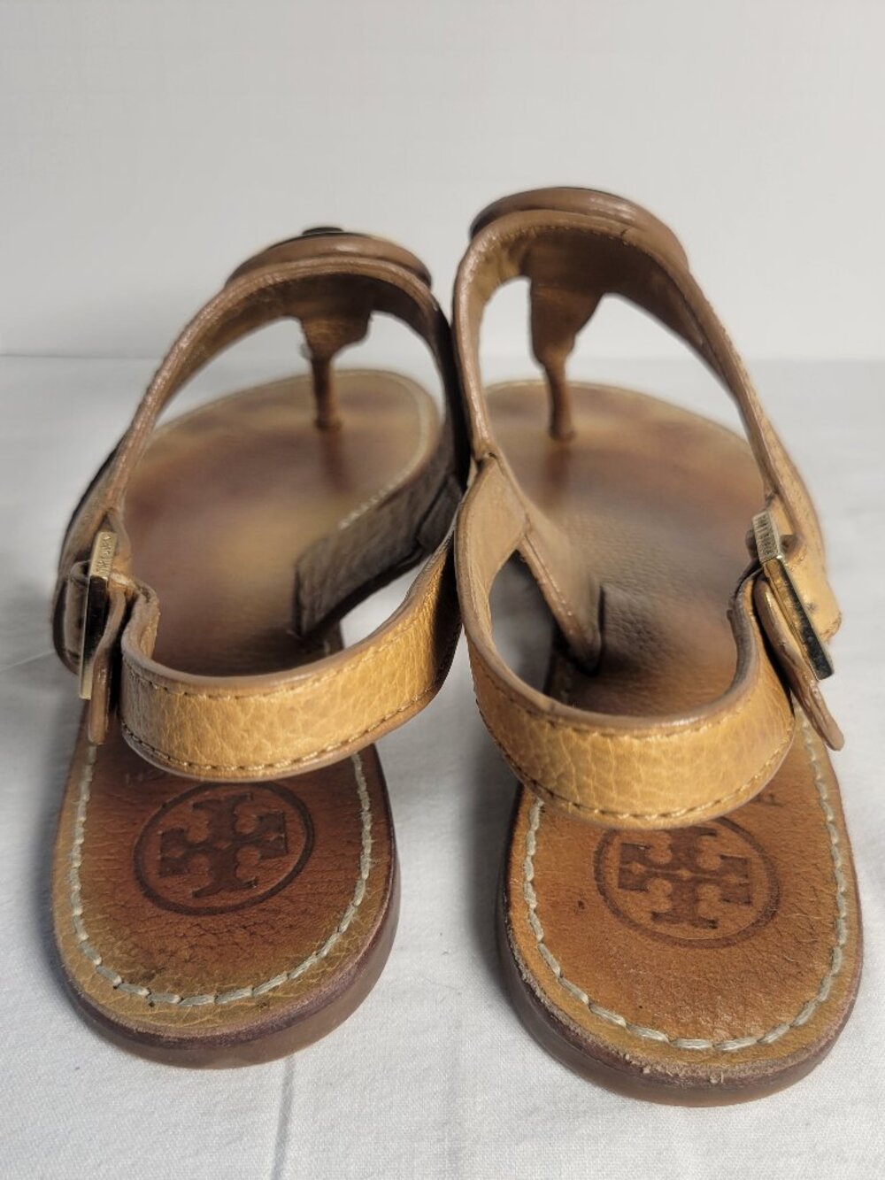 Tory Burch T Logo Leather Thong Sandals Tan Gold Women's Size 9 - Picture 4 of 11